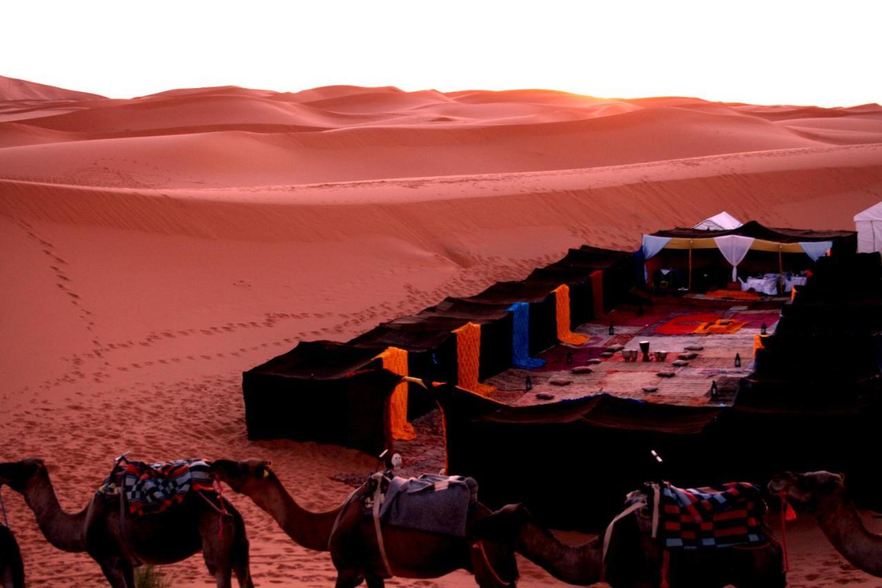 Palmeras Y Dunas Luxery Camp Hotell Merzouga Eksteriør bilde